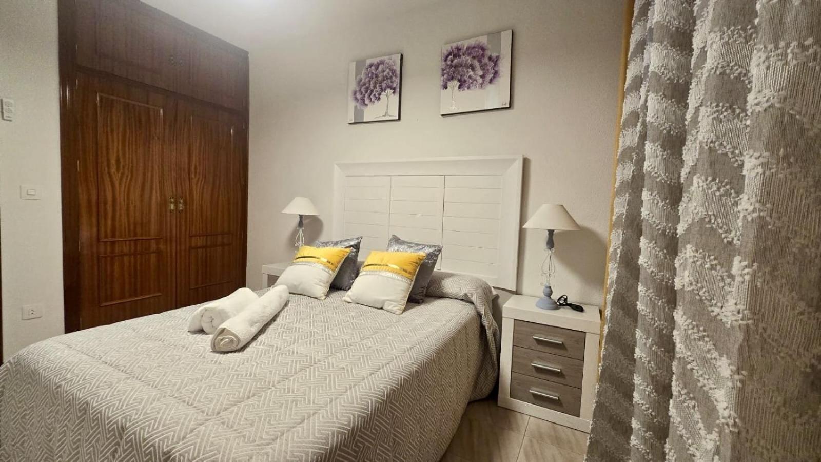Apartamento Plaza Espana バルデペニャス エクステリア 写真
